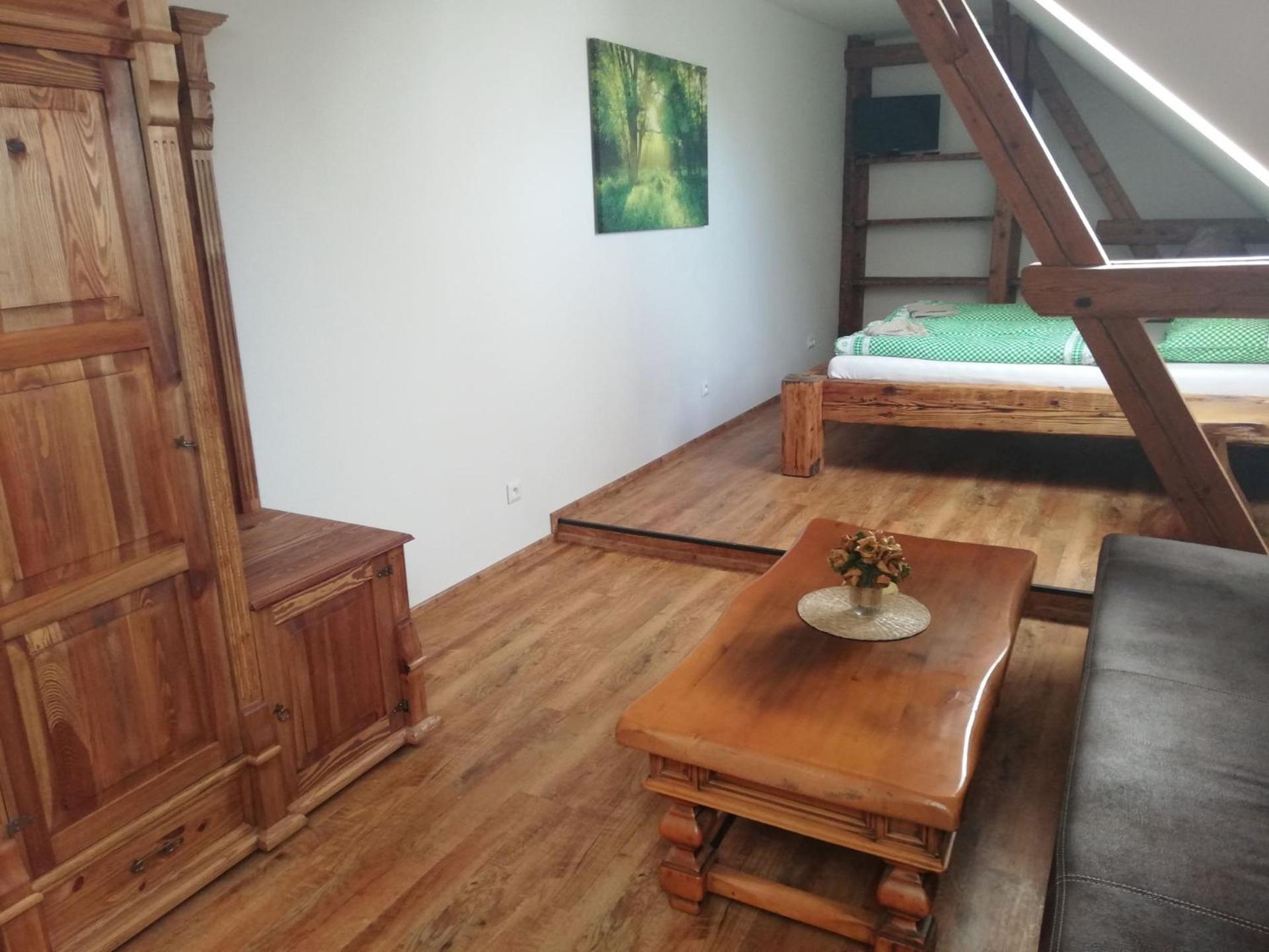 Penzion, Restaurace Jaro Vesin Brdy Rozmital pod Tremsinem Szoba fotó